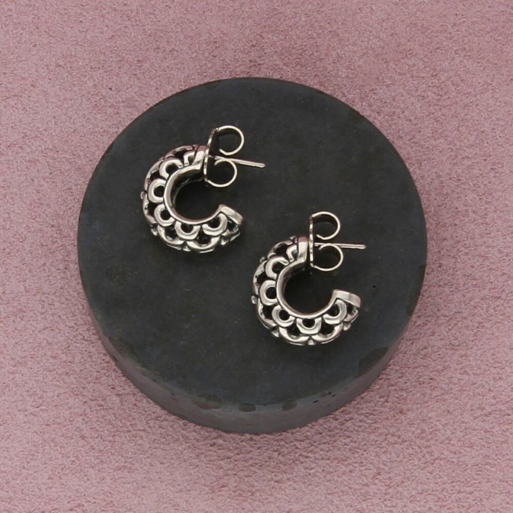james avery sterling silver retired dotted lace half hoop earrings